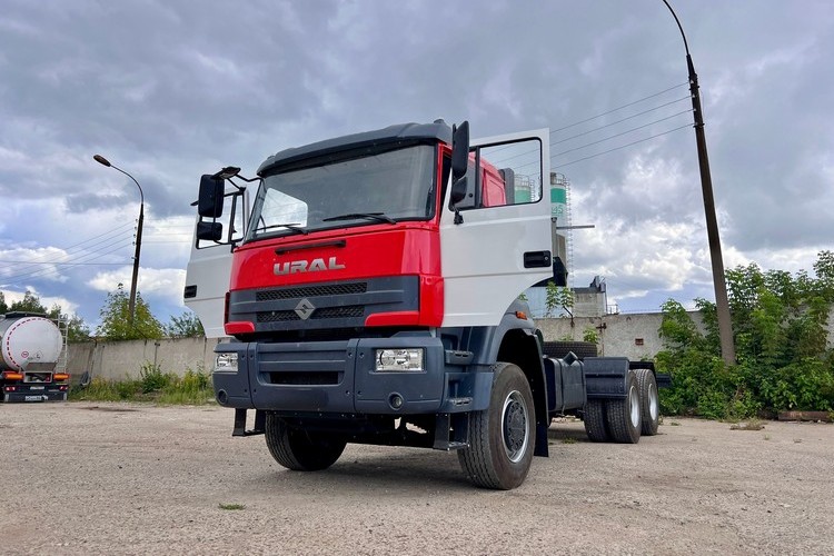 Покраска автомобиля URAL - УРАЛ (2026 г)