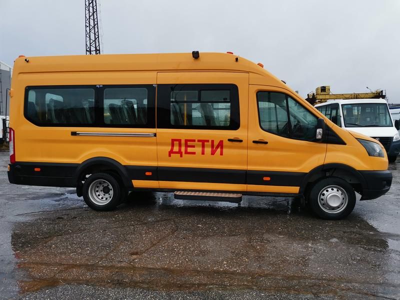 Покраска школьного автобуса FORD в Нижнем Новгороде