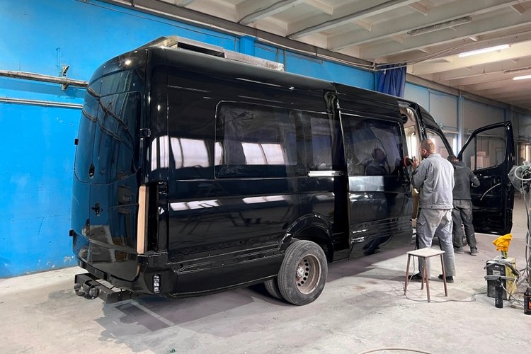 Кузовной ремонт и покраска микроавтобуса Mercedes Sprinter